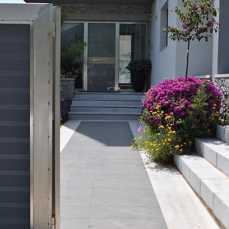 Elion Luxury Apartments Kalamata Dış mekan fotoğraf