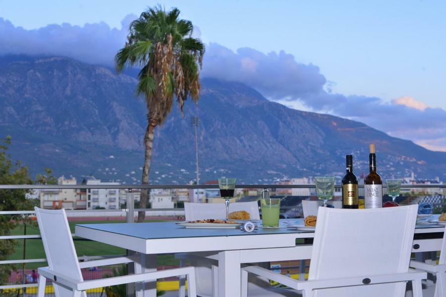 Elion Luxury Apartments Kalamata Dış mekan fotoğraf